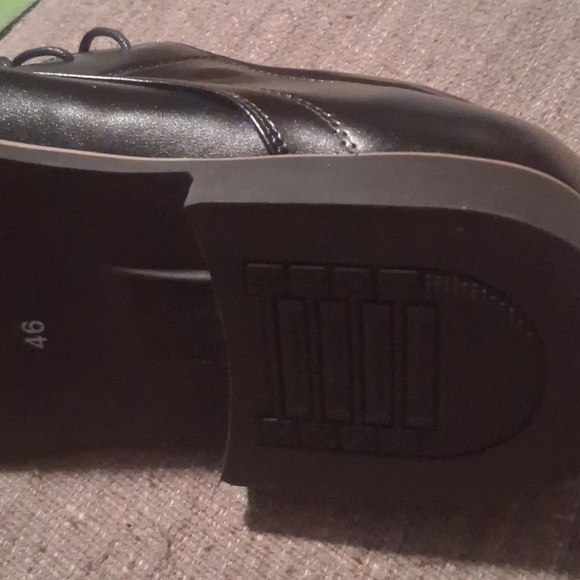 NWT Tanner Classic Black Men\'s Derby Dress Shoes Size 12 EU 46 and original bag main image 4